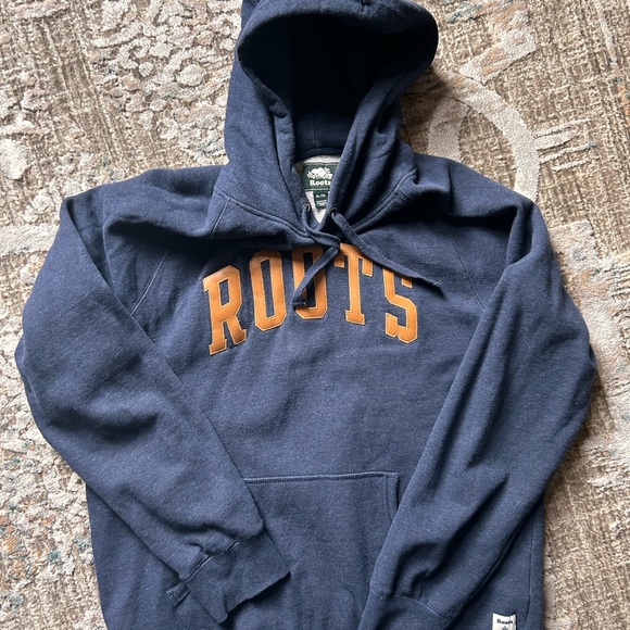 Roots hoodie, size XL US - Picture 2 of 6